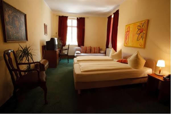 Weierich Hotel 3*