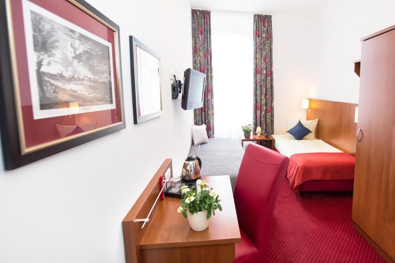 Weierich Hotel 3*